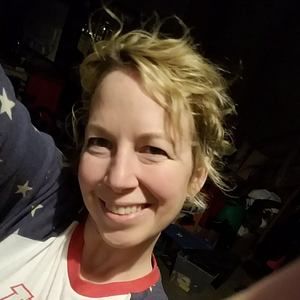 Meet your Posher, Carrie